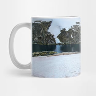 COLOURFUL SNOWBANK Mug